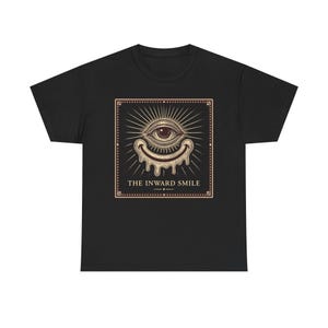 Verzerrtes Grinsen Maskottchen T-Shirt, Retro Cartoon Stil, Vintage Volkskunst inspiriertes T-Shirt Bild 4