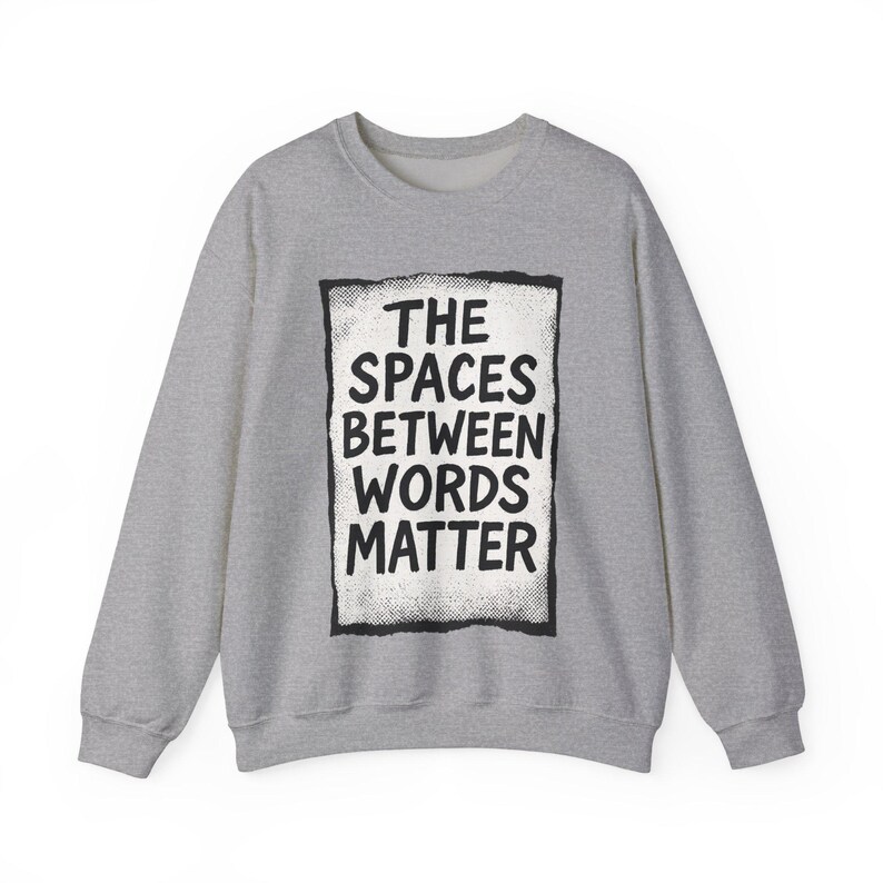Literatur-Pullover: Modernes Leben Zitate Shirt mit minimalistischer Textkunst Bild 4