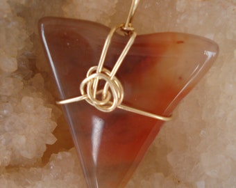 Colorado River Agate Pendant in Gold-Filled Wire, Desert Gemstone Pendant