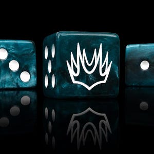 Dés couronne de fer | Jeu de dés premium Wargaming sur table | Science-fiction et fantastique | Roi sorcier maléfique monté sur cheval, chevalier sorcier
