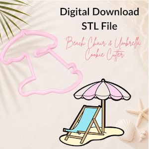 Op de afbeelding: Een roze plastic strandparasol koekjessnijder naast een afbeelding van een strandstoel en parasol. De afbeelding bevat de tekst "Digital Download STL File" en "Beach Chair & Umbrella Cookie Cutter". De strandstoel heeft een blauwe zitting.