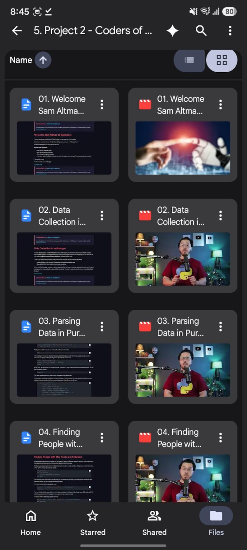 K&ouml;nnte beinhalten: Eine mobile App-Oberfl&auml;che mit einem Dateiverzeichnis mit dem Titel 5. Project 2 - Coders of. Der Bildschirm zeigt acht Dateieintr&auml;ge, die zwischen Dokumentensymbolen und Videovorschaubildern wechseln und von 01 bis 04 beschriftet sind.