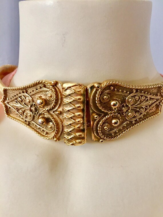 Vintage Signed Accessocraft New York Gold Ornate Etruscan  display picture 1