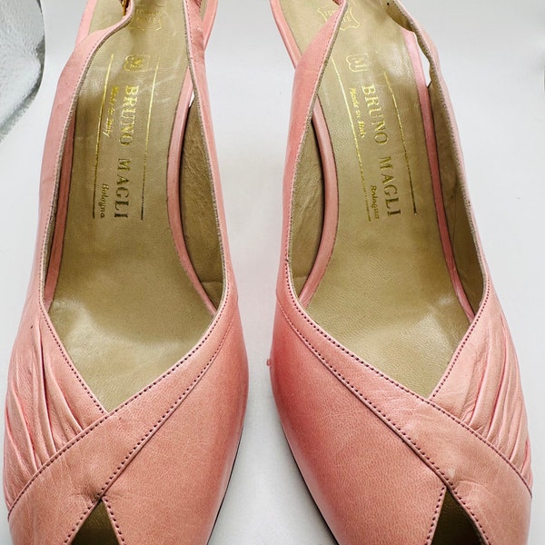 Vintage BRUNO MAGLI Pink Italian Leather Womens High Heels Pumps