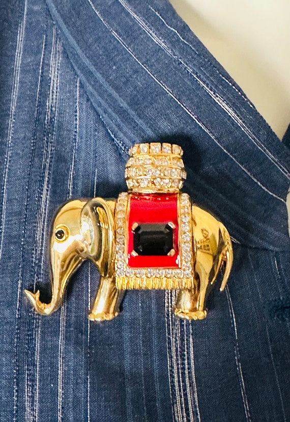 Vintage CINER US Made Elephant Pin Brooch