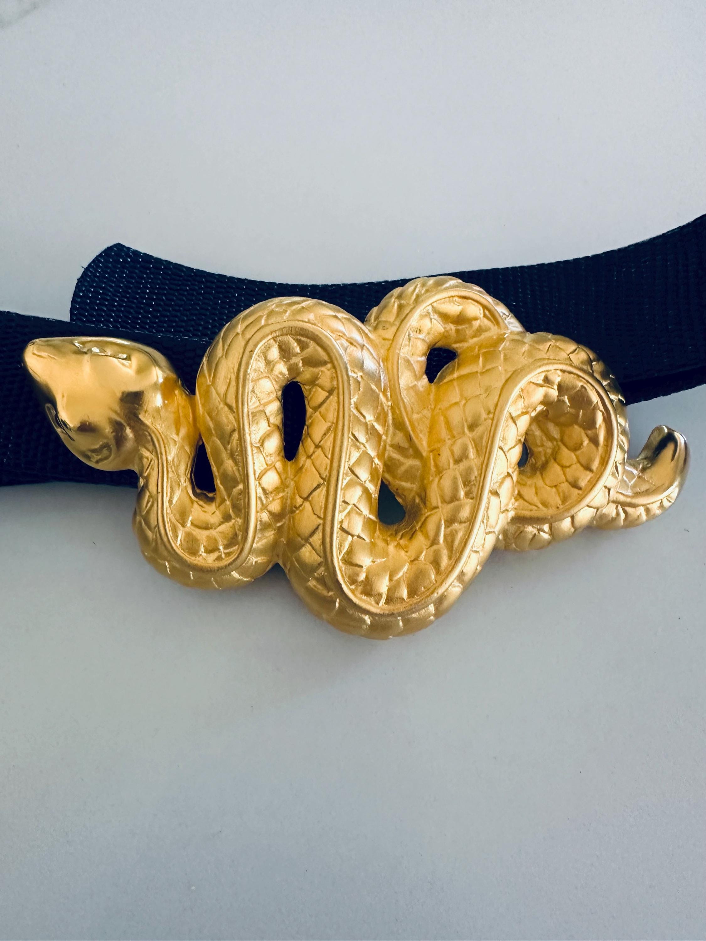 Vintage Mimi di N Snake Skin Golden Swan Hemlock Belt 1980s Mimi Di Niscemi flower buckle blue faux leather belt  main image 3