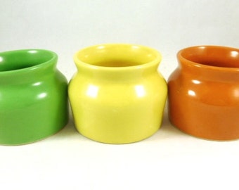 3 Vintage US Made Oxfordware Ceramic Bean Pots