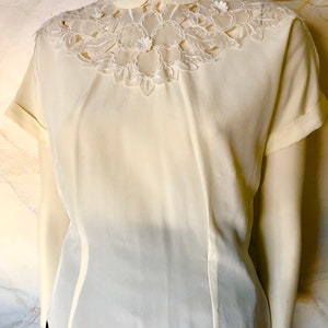 JUDY BOND Cream Colored Lace Feminine Blouse 1960s Mid Century image 3