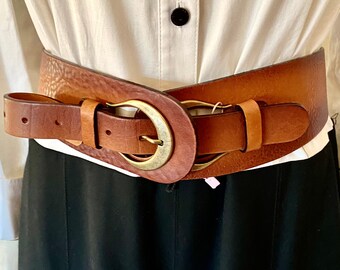 DOLCE & GABBANA Belt Genuine Leather With Metal Accessories  display picture 1