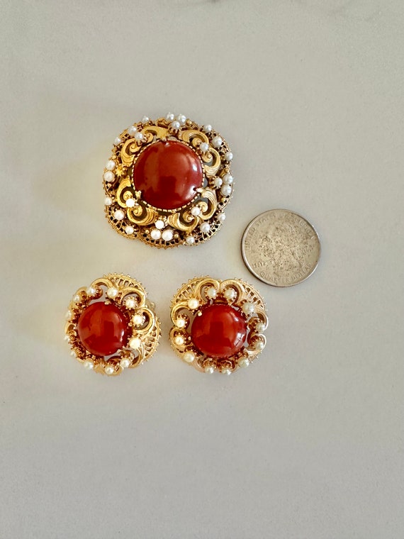 Vintage FLORENZA Signed Faux Carnelian and Seed Pe
