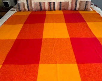 Vintage 1960’s BRANIFF AIRLINES Colorful Wool Airline Flight Blanket (Alexander Gerard Design by Tex-Ranch Woolens) 62” by 52”