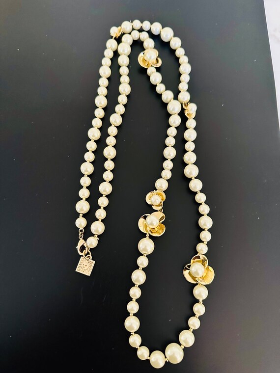 ANNE KLEIN Imitation Pearl Sautoir Necklace With F