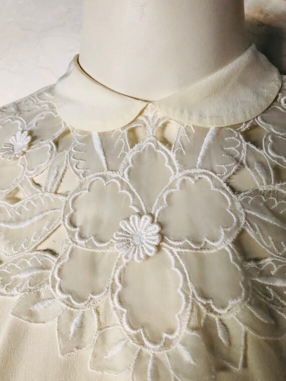 JUDY BOND Cream Colored Lace Feminine Blouse 1960s