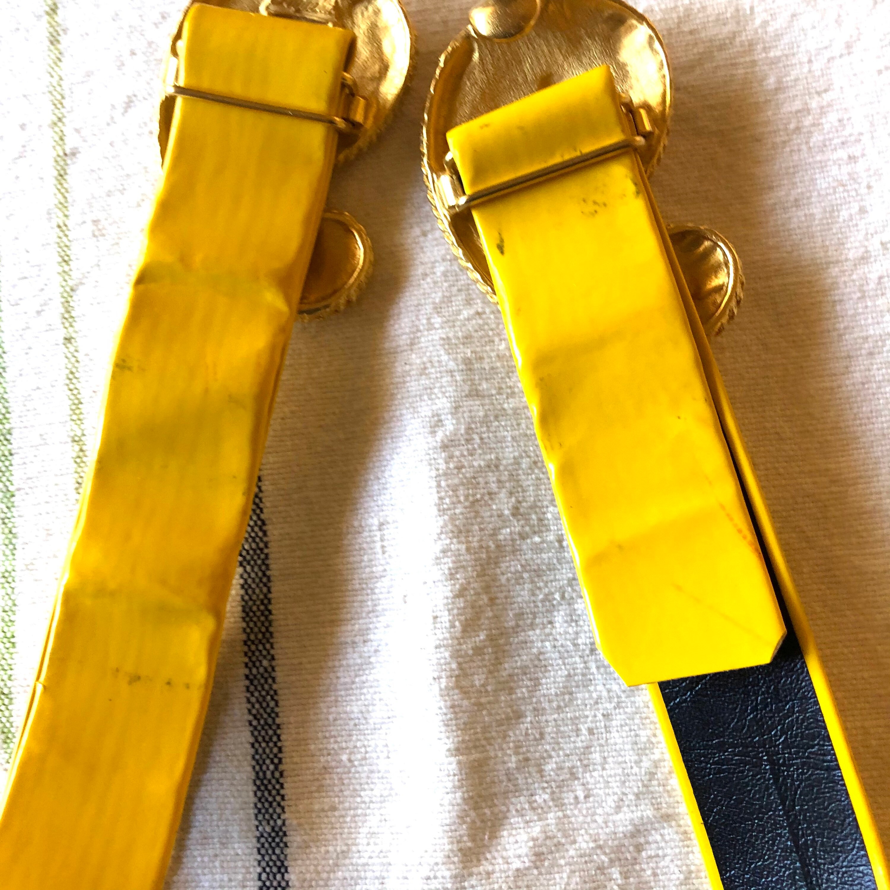 Douglas Paquette Retro leather belt with (7) interchangeable bands Vintage Douglas Paquette Floral Buckle Belt: Mixed Metal  main image 2