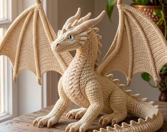 Patrón de dragón de ganchillo minimalista en PDF, tutorial de amigurumi de fantasía en tonos crema neutros, peluche DIY para crear una reliquia familiar, decoración moderna para guardería, descarga.