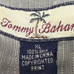 Vintage Tommy Bahama 100% Silk Hawaiian Shirt Tonal Floral Island Vacation XL image 5