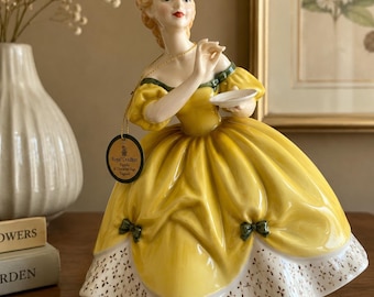 Figura Royal Doulton The Last Waltz HN2315, Dama con vestido amarillo de porcelana fina, Inglaterra