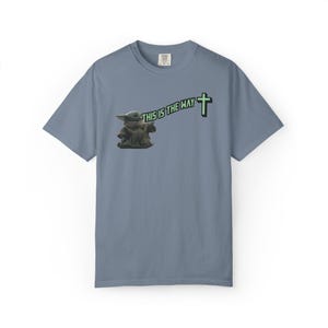 Dies ist der Weg Baby Yoda, Grogu Grafik T-Shirt | The Mandalorian inspiriert, Kreuzsymbol Bild 7