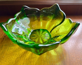 Vintage MCM Viking Glass Epic Stockholm Spiked Lotus Bowl - by Wayne Husted