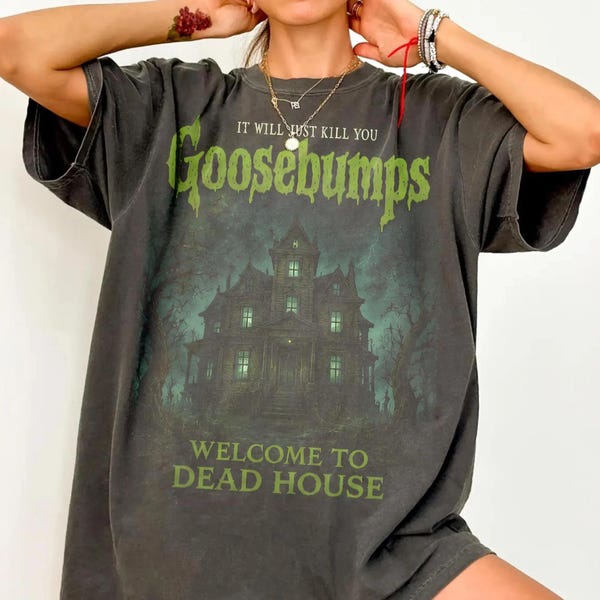 Koszulka z nadrukiem "Halloween Goosebumps Comfort Colors", koszulka z nadrukiem "Haunted House" w stylu vintage, koszulka z grafiką z filmu grozy, koszulka z upiornym Halloween, prezent dla fanów horrorów