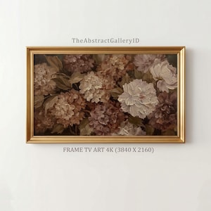 Könnte beinhalten: Ein rechteckiges Wandbild in einem goldenen Rahmen mit einem Ölgemälde von Hortensienblüten in gedämpften Creme-, Beige- und Brauntönen. Der Text TheAbstractGalleryID und FRAME TV ART 4K (3840 X 2160) ist auf dem Bild zu sehen.