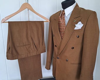 Vintage 1970's Camel Brown 2x3 DB Suit by Falcone Size S