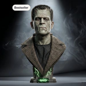 Op de afbeelding: Een Frankenstein-buste in groen- en grijstinten, met een bruine jas. De basis is groen en draagt de naam "Frankenstein". Het woord "Bestseller" staat in een witte ovaal linksboven.