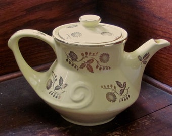 Pretty, Vintage XL Porcelain Tea Pot, Circa 1900-1930,  Pearl China CO, US, Very Good Condition, Coastal Grandmother, great gift