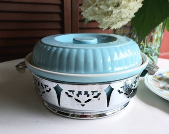 Covered Casserole Dish by Halls China ,Mid Century,  Sky Blue with Metal Server, Very Good Condition, Great Gift.