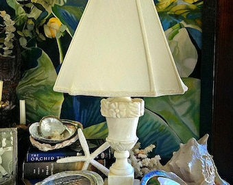 Vintage 30s Italian Marble Lamp, White Alabaster, Classic Shape with Flower Garland, Made in Italy, Excellent Condition, No Chips or Cracks