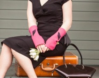Cashmere Glovelettes Hot Pink