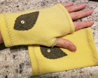 Cashmere Lemon Yellow Mitts