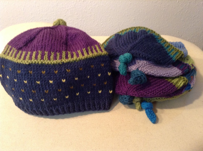 Hand Knit Navy Children's Beanie Hat image 1