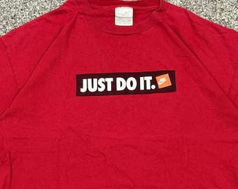 Vintage Nike Just Do It Box Logo T-Shirt XL Red Cotton Blend Y2K Tee