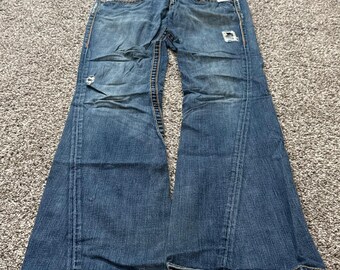VTG True Religion Joey Big T Distressed Flare Jeans 32x33 Made in USA Y2K Denim
