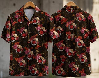 Camisa hawaiana de RHCP, ropa para fans de Red Hot Chili Peppers, camisa tropical con botones, atuendo para conciertos de rock, ropa para festivales de música, regalo para él.