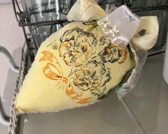Shabby Chic Vogart Pansy Strawberry Pincushion, Vintage Fabric Heart Ornament Sachet, Cottagecore Sewing Pinkeep, Handmade Crafter Gift