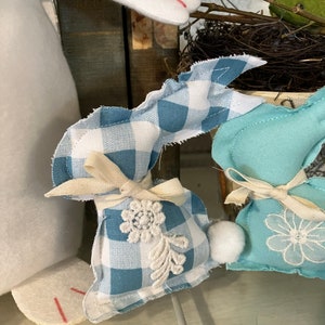 Set of two small basket, filler Easter bunnies / farmhouse bunnies