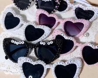 Gafas de sol de lujo con diamantes de imitación para novias, gafas nupciales con forma de corazón de perlas, gafas de sol de cristal para la futura novia, accesorio para fotos de luna de miel, regalo para despedida de soltera