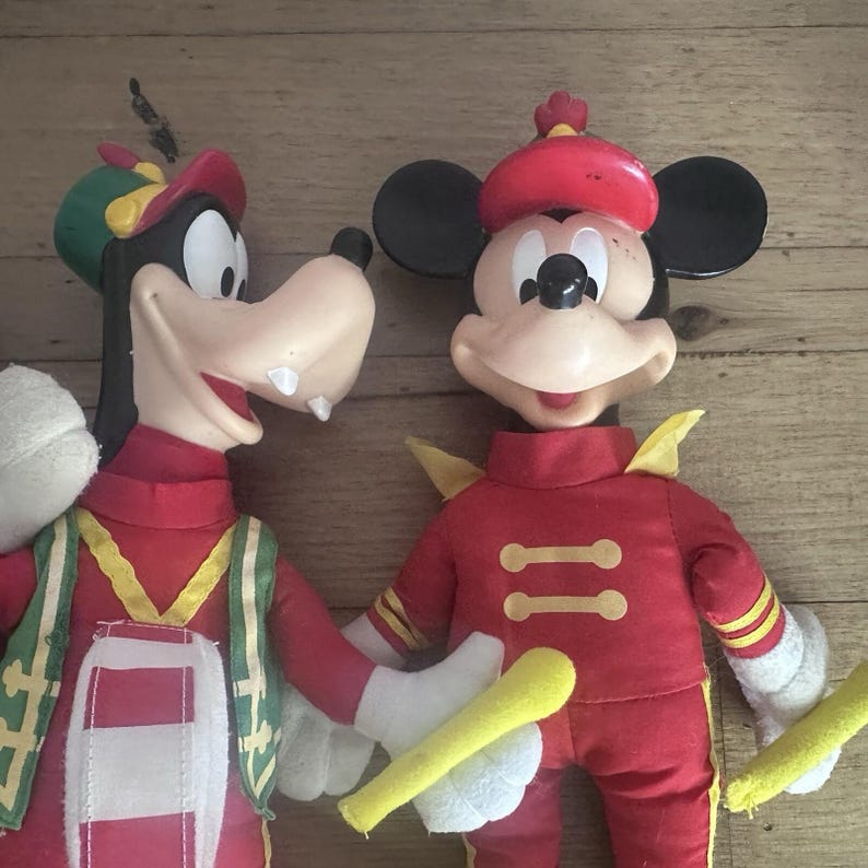 Vintage 90's Disney Marching Band Mickey Mouse Goofy Minnie Bundle Plush image 4