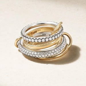 Anillos apilables de oro macizo con conectores múltiples y bandas de diamantes naturales – Disponibles en oro amarillo/blanco de 10k, 14k y 18k.