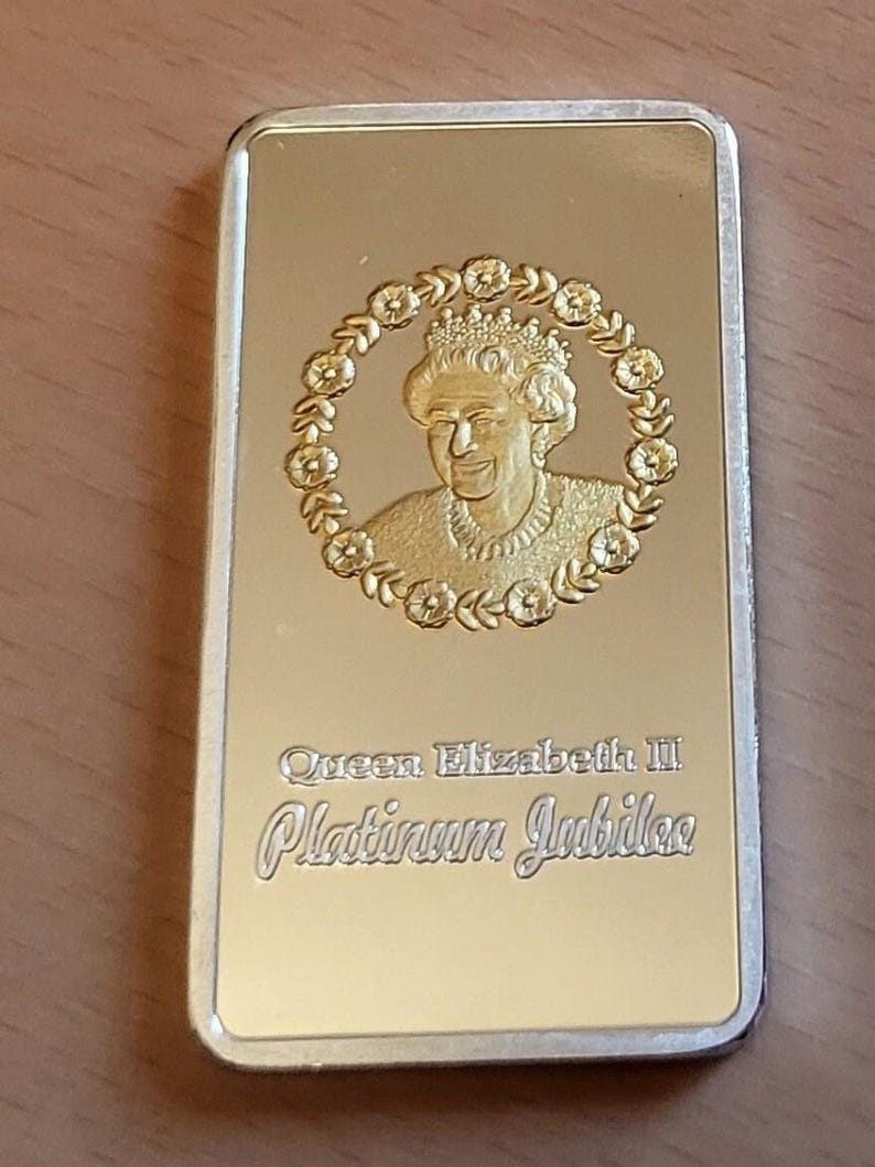 Exquisite Queen Elizabeth II Silver Bar 0.5 Fine from Perth Mint | Uncirculated Collectible Royalty 2022 image 4