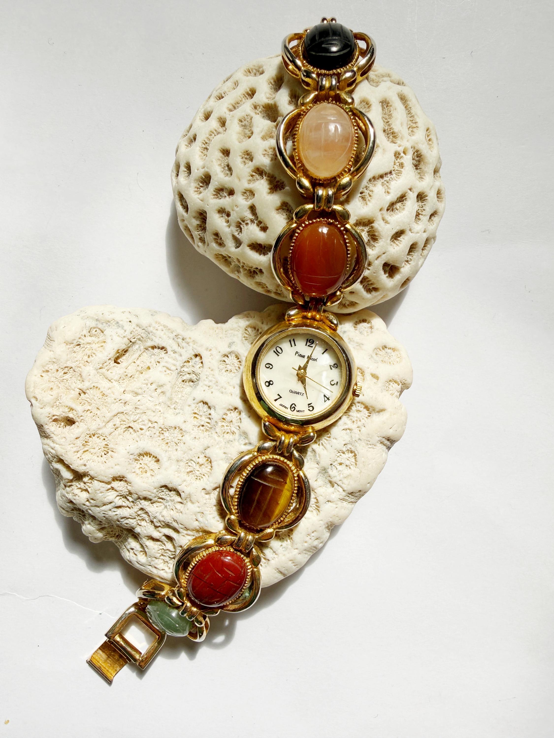 Vintage Egyptian Revival Wrist Watch Carved Gemstone Scarabs  display picture 1