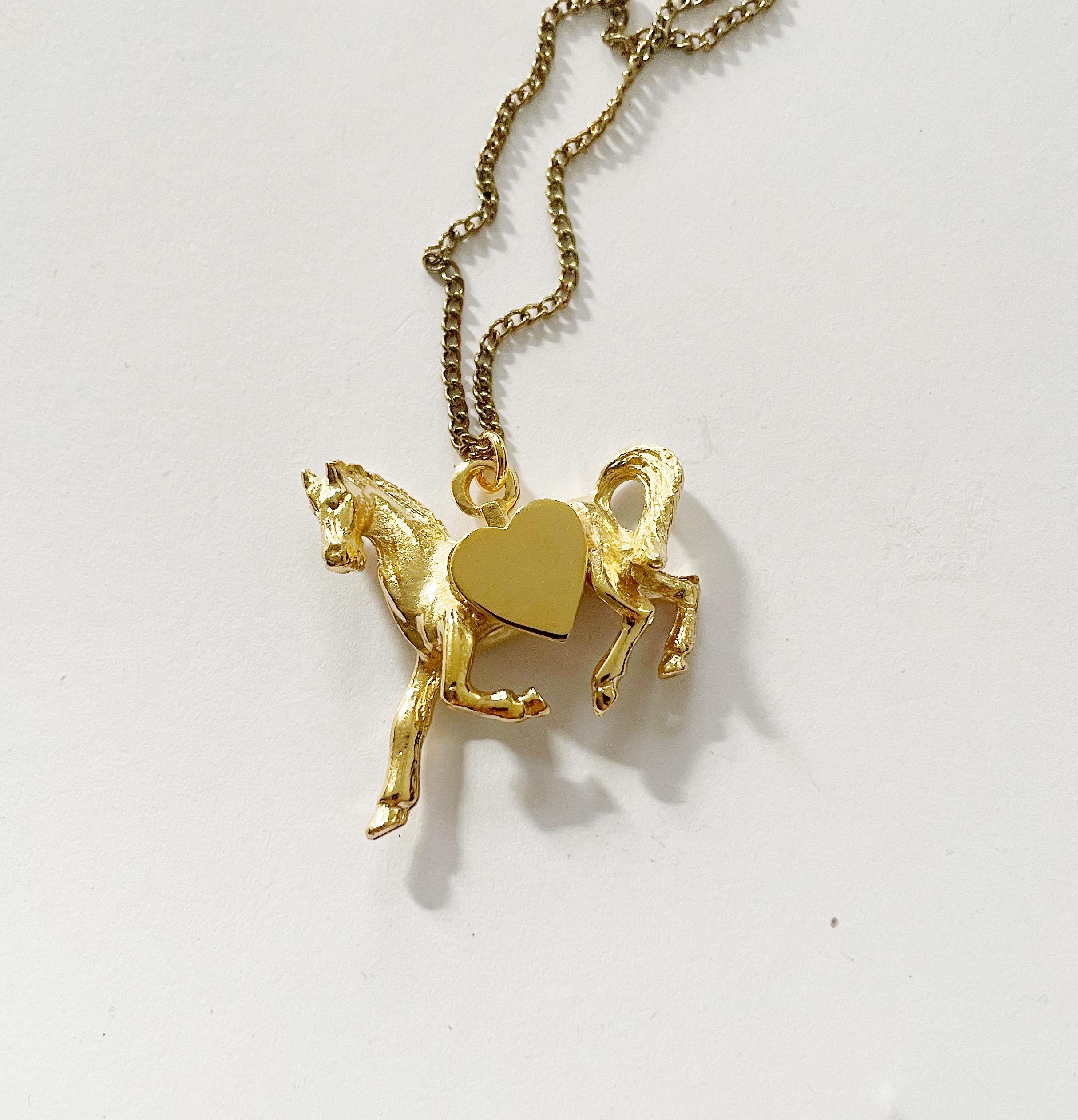 Vintage lucky horse pendant necklace