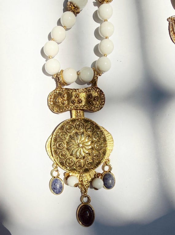Vintage zodiac mirror necklace