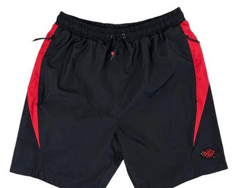Shorts Vortex Woven Preto e Vermelho | Shorts Esportivos Leves para Uso Urbano | Calças Casuais de Verão