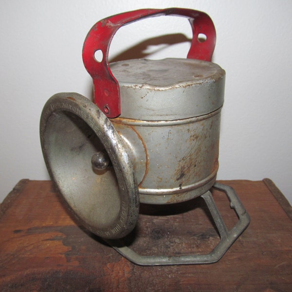 Vintage Delta Wildcat Electric Lantern