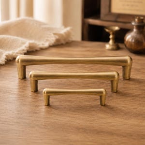 Antique Brass Cabinet Pull Handle, French Vintage Drawer Pull, Zinc Alloy Furniture Hardware for Dresser Cupboard