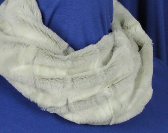 Faux Fur Scarf - White, Gray Textured Rabbit Minky Scarf - Faux Fur Cowl .