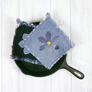 Flower Power Blue Jean Pot Holders Daisy Denim Pot Holders Flower Power Pot Holders Blue Pot Holders Denim Flower Pot Holders image 6